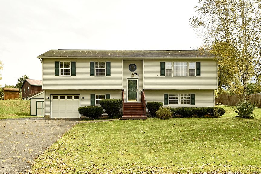 1st image of 215 Samantha Dr