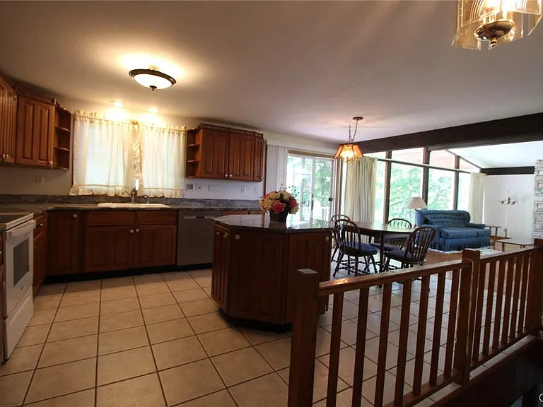 6363 Muskrat Bay Rd — Photo 33