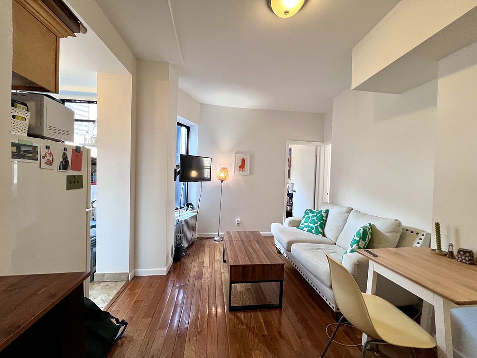 1st image of 31 Oliver St APT 4B