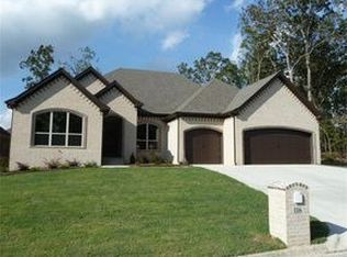 116 Sierra Valley Loop, Maumelle, AR 72113