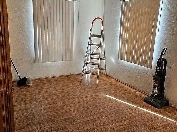 3rd image of 944 N Palo Verde Blvd #1
