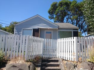 8009 37th Ave SW, Seattle, WA 98126