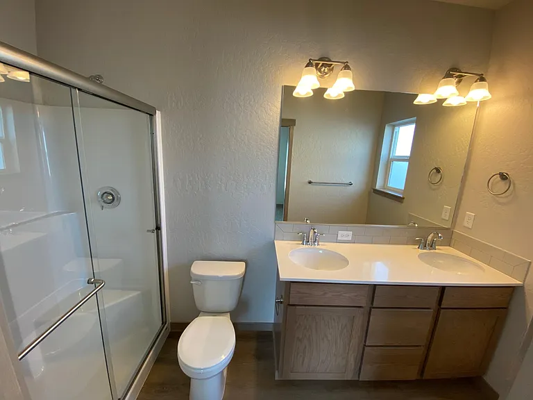 West Meadows Villas — Photo 31