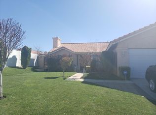 5824 Charlotte Pl, Palmdale, CA 93552