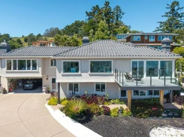 11 Sky Rd, Mill Valley, CA 94941