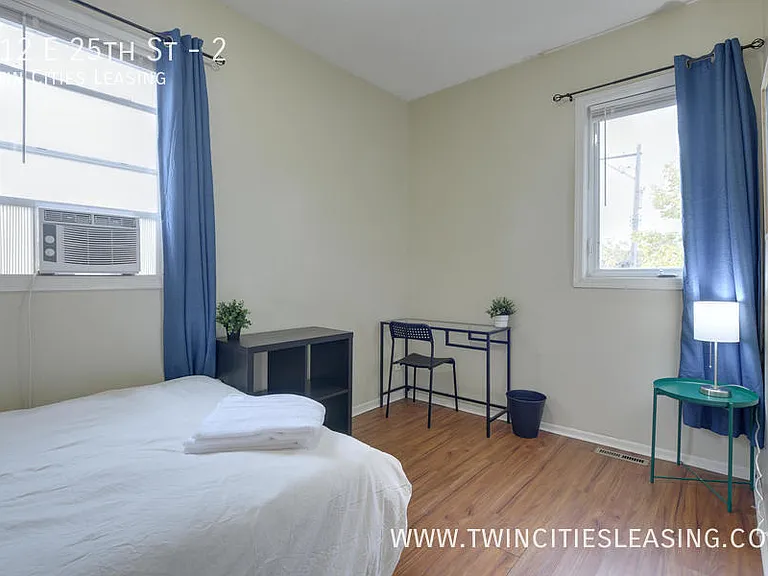 912 E 25th St #2 — Photo 24