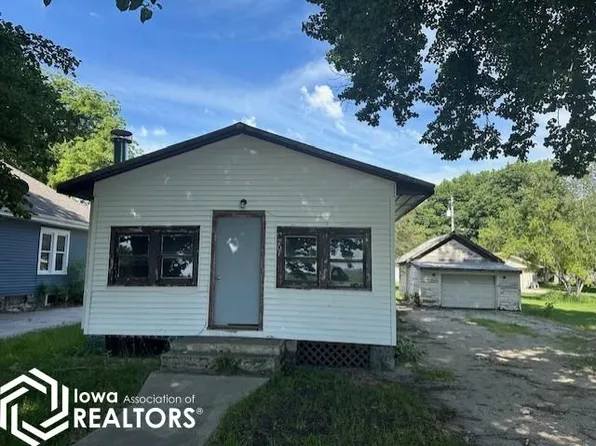 207 N Gilmore St, Gilmore City, IA 50541