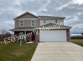 2905 W Kings Canyon Dr, Muncie, IN 47303
