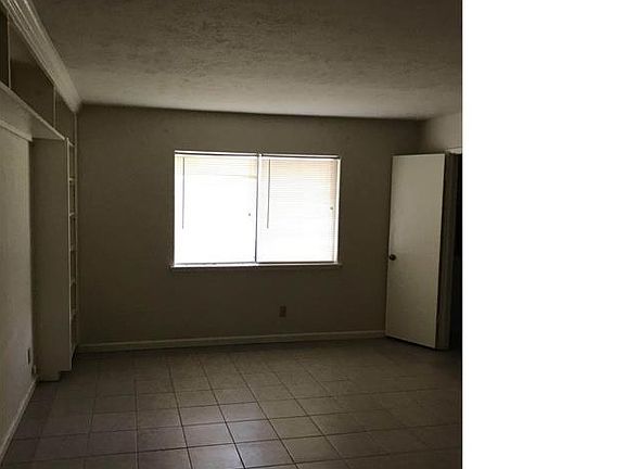 3rd image of 6504 Opelousas Ct