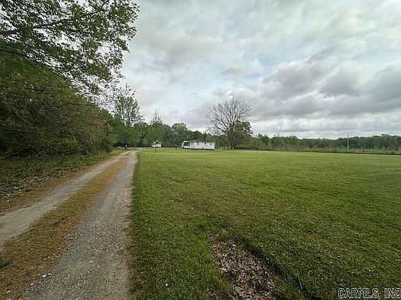 3rd image of 302 Wagon Wheel Park