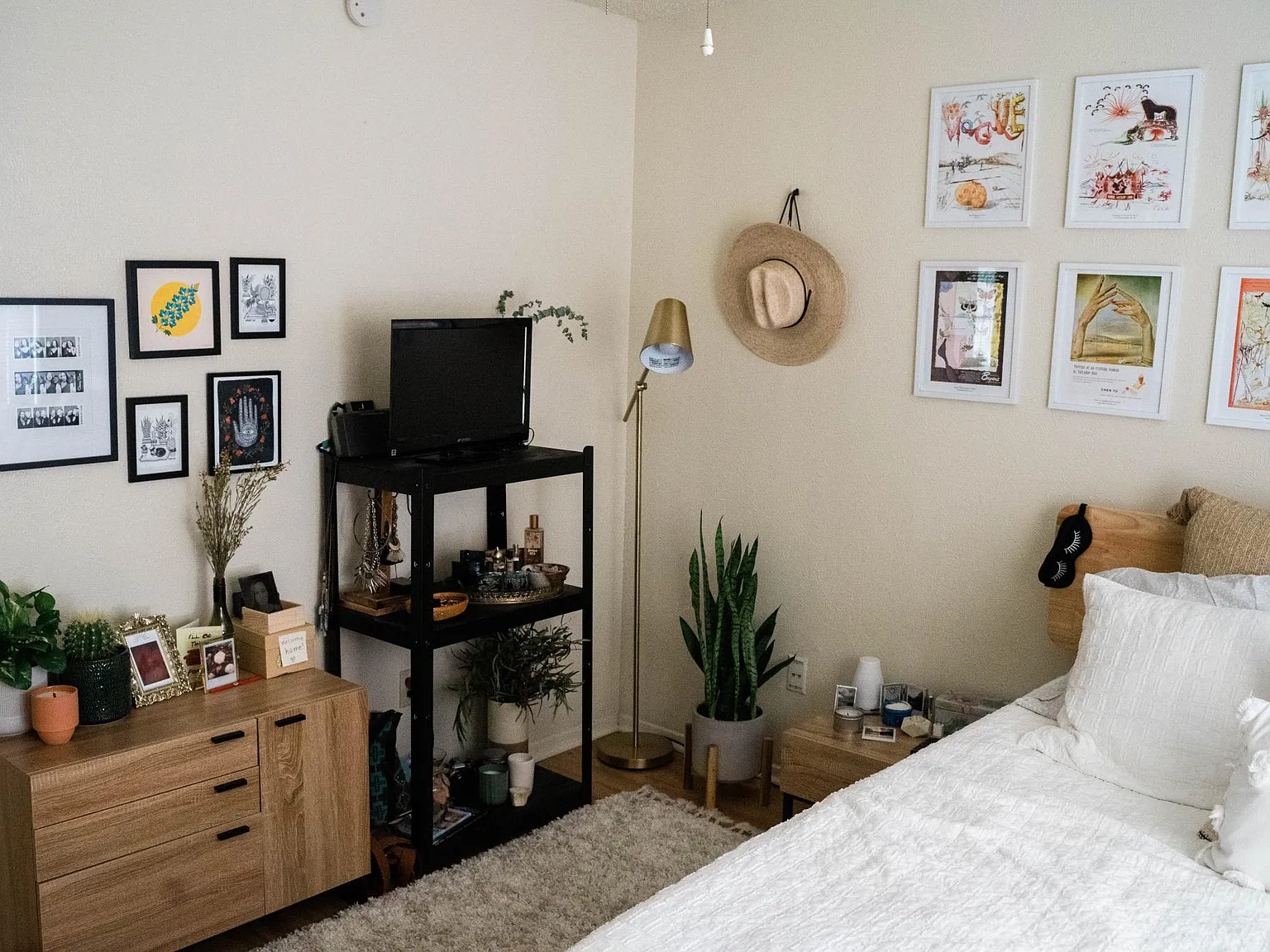 2 bed, 1096 sqft, $1,675 — Photo 3