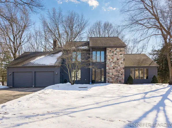 7700 Kirkwall Dr SE, Ada, MI 49301