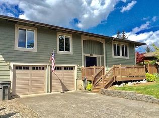 13607 118th Ave NE #B, Kirkland, WA 98034