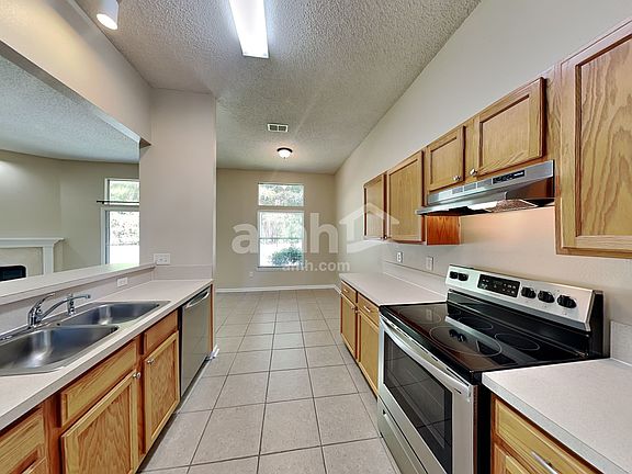 3rd image of 9125 Fallsmill Dr