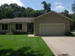 1833 E River Rd, Muskegon, MI 49445