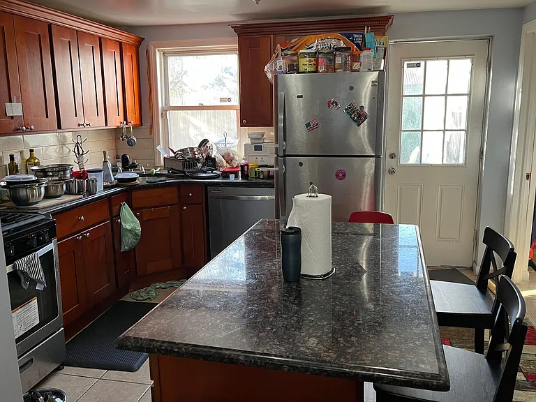 107 Charles St #1 — Photo 4