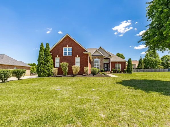 4037 Brimestone Way, Greenbrier, TN 37073