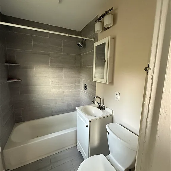 319 Canton St #2 — Photo 5