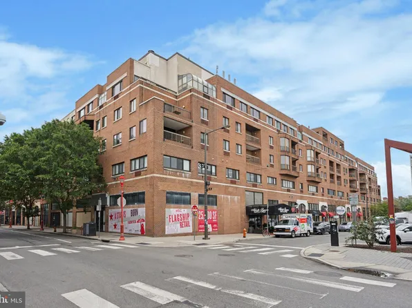 200 Lombard St #728, Philadelphia, PA 19147