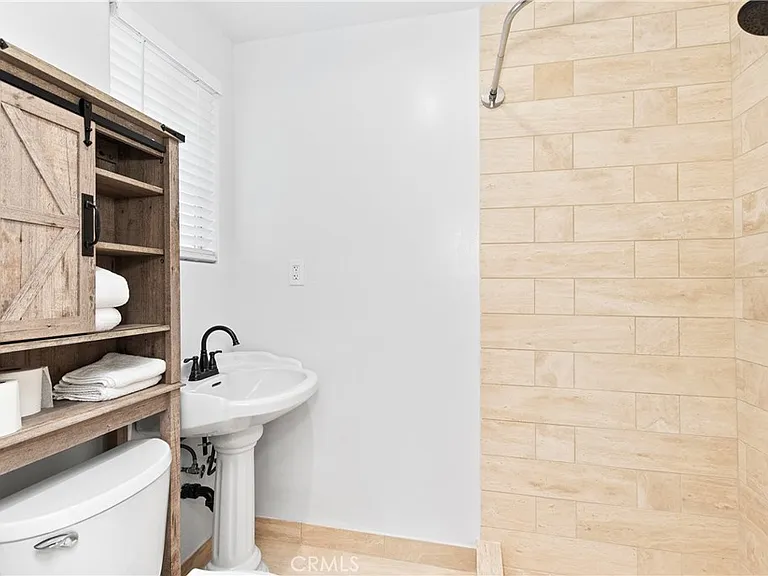 9354 Hillrose St — Photo 34