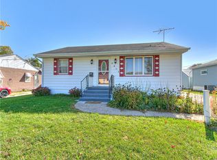 2407 McKinley St, Perry, IA 50220