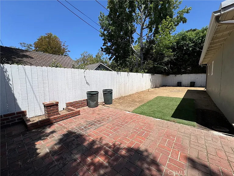 565 Sierra Vista Ave — Photo 23