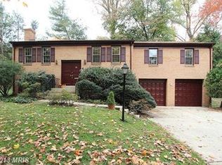 4 Basildon Cir, Rockville, MD 20850