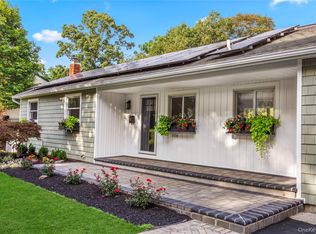 19 Mott Dr, Bellport, NY 11713