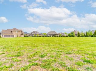 516 Summit Blvd, Bowling Green, KY 42104