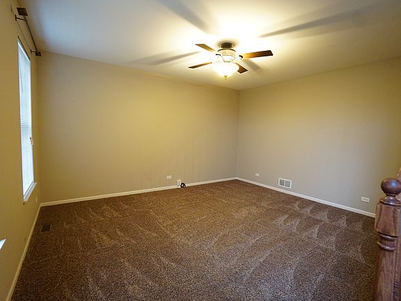 5th image of 125 Redmond Dr