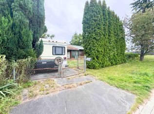 605 Alderson Ave, Coquitlam, BC V3K 1T4