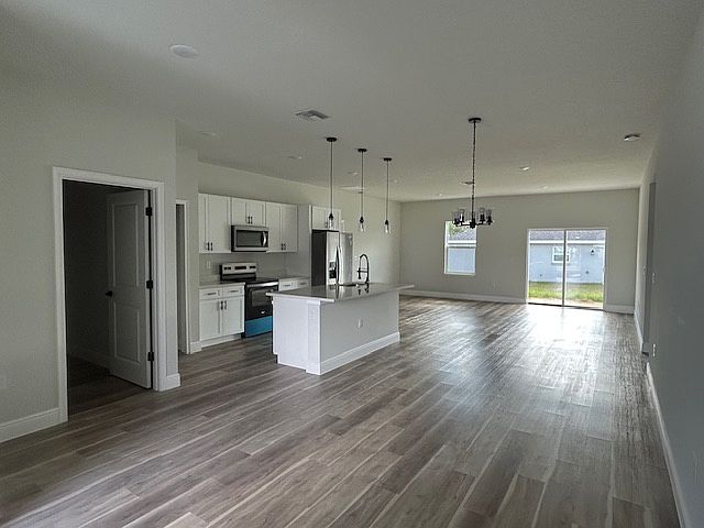 2nd image of 15042 SW 38th Cir