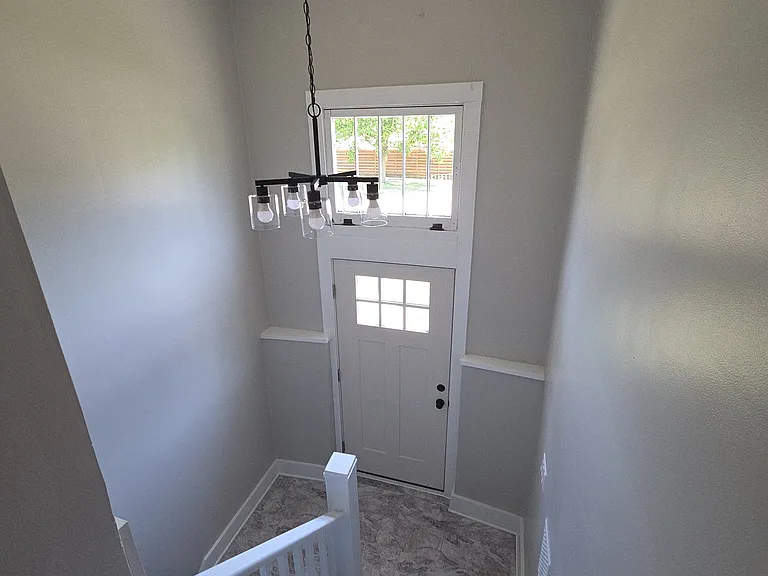 201 N Chestnut St #203 — Photo 7