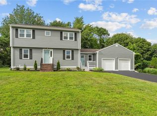 21 Hope Hill Ter, Cranston, RI 02921