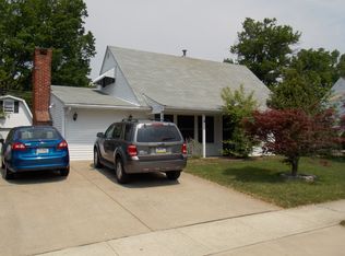 53 Harrow Rd, Levittown, PA 19056