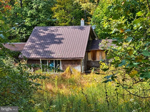 760 Pine Hill Rd, Duncannon, PA 17020