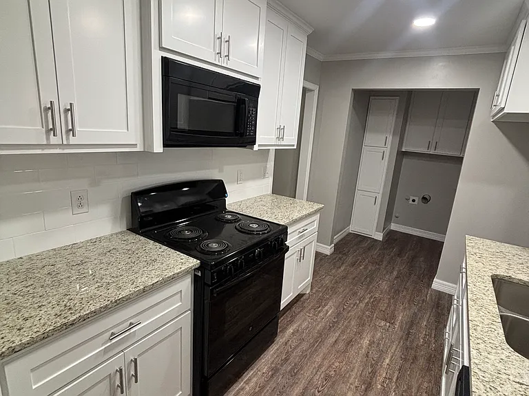 1137 Sugarloaf Dr — Photo 10