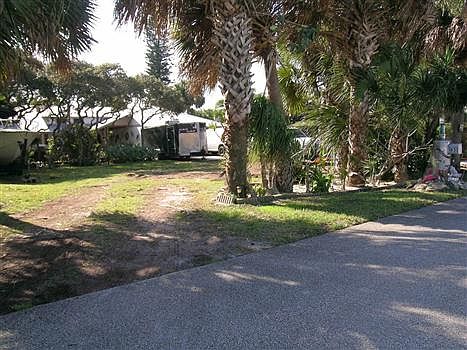 1st image of 185 Allan Ln