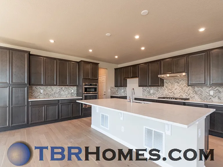 9521 Market Dr — Photo 5