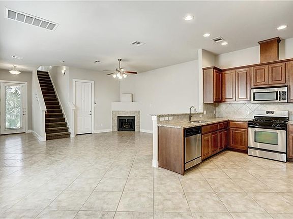 5th image of 5405 Woodrow Ave #B