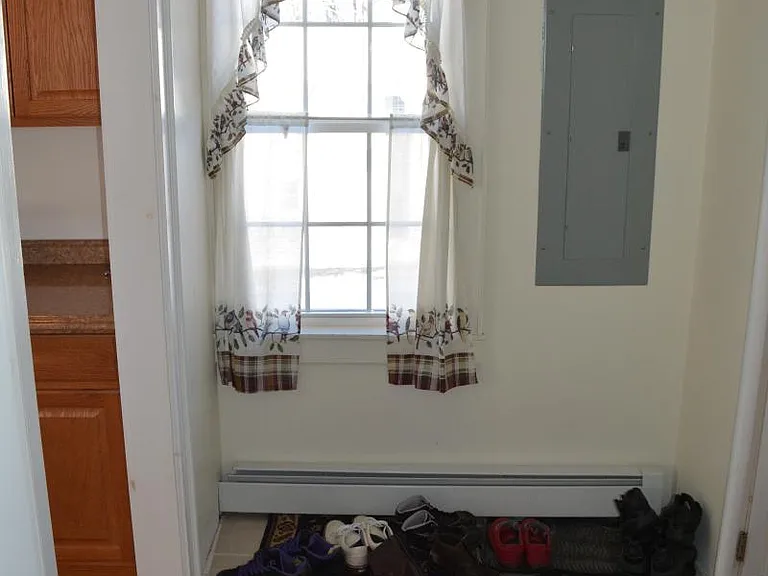 Entry - Mudroom