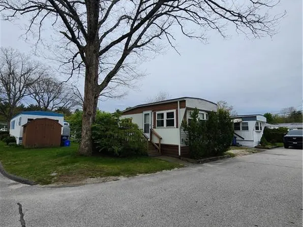 13 Lane, Coventry, RI 02816