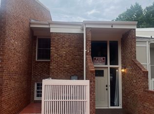 4 High Hill Rd, Lexington, SC 29072