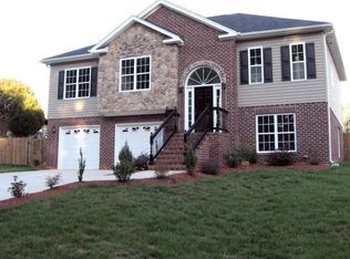 5135 Sheffield Place Dr, Kernersville, NC 27284