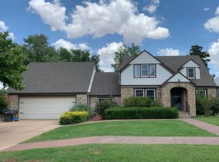 715 East Broadway, Fairview, OK 73737