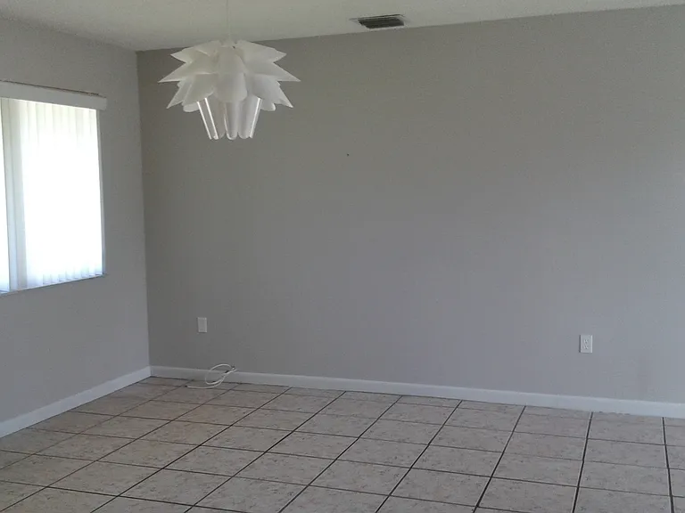 20341 SW 117th Ave — Photo 8