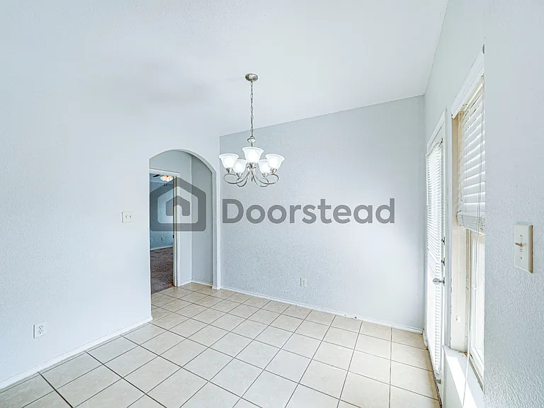 8924 Whirlwind Trl — Photo 16