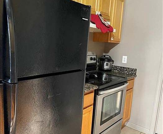 3rd image of 6207 Curie St