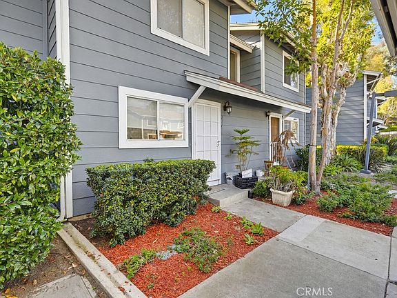 2nd image of 23756 Bayside Ln