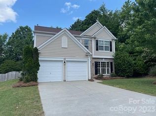 8300 Cutters Spring Dr, Waxhaw, NC 28173